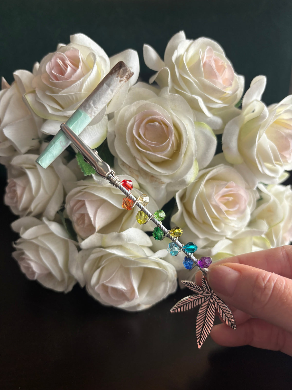 Roll & Reign - Embellished Joint Clip