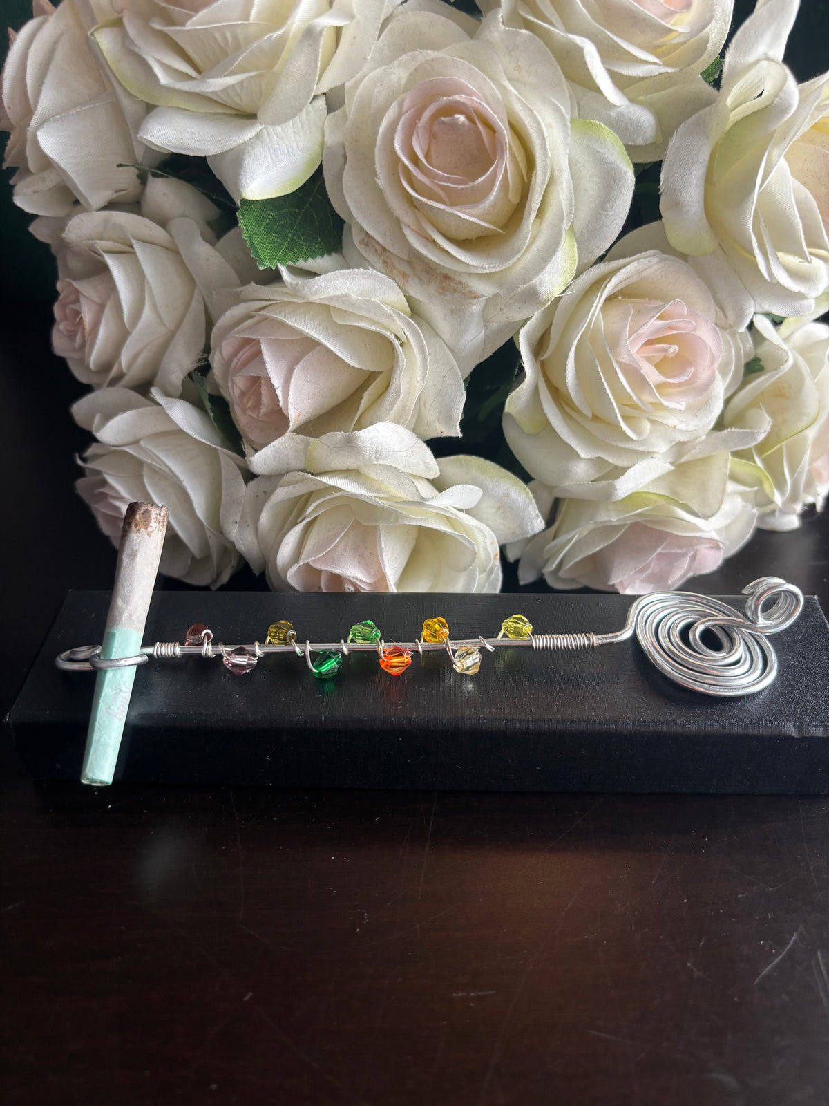 Roll & Reign - Embellished Joint Clip
