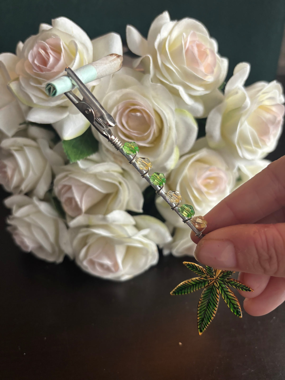 Roll & Reign - Embellished Joint Clip